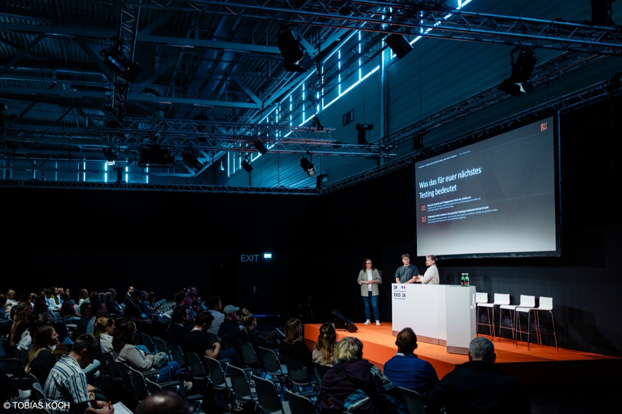 Der Bühnenraum der DMEXCO-Masterclass mit Publikum